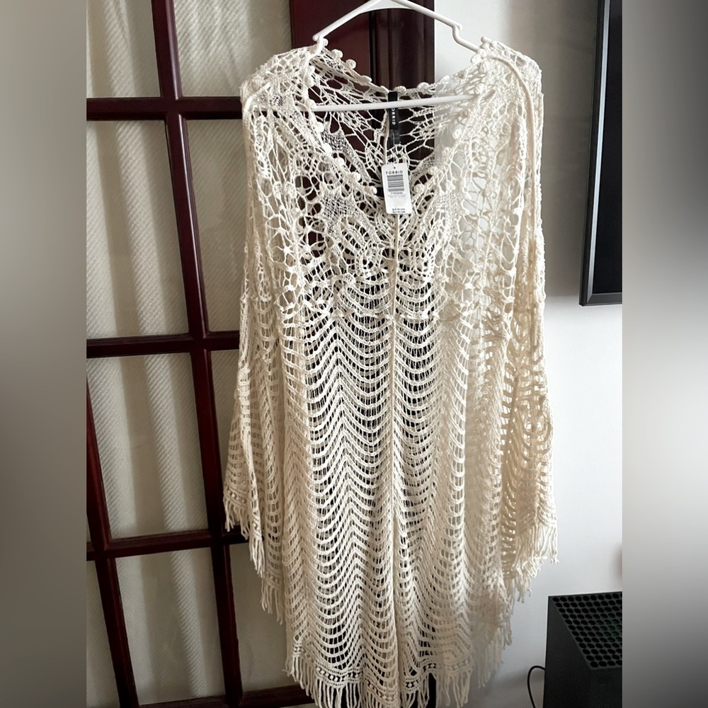NWT Torrid lace poncho